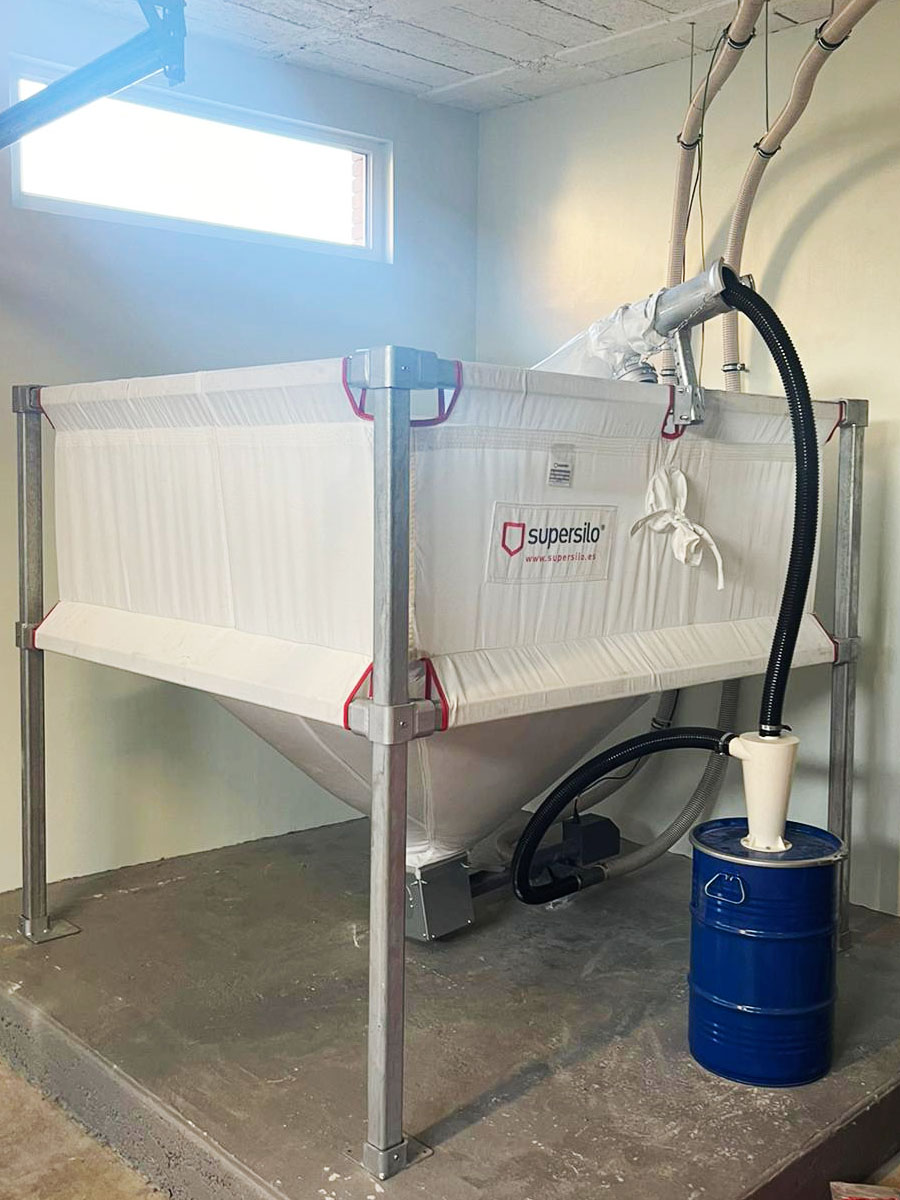 SuperSilo